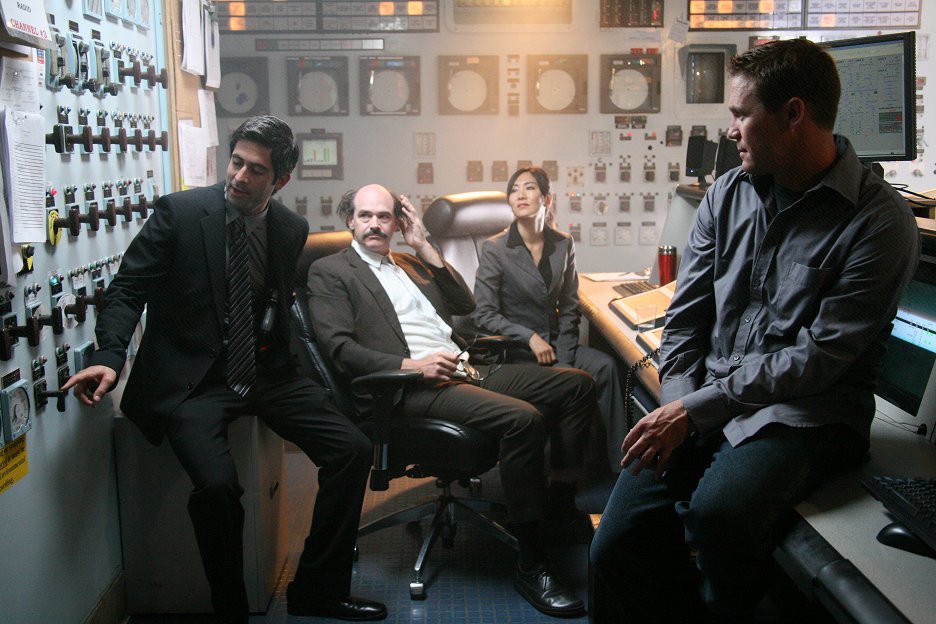 2012: Supernova
(2009)