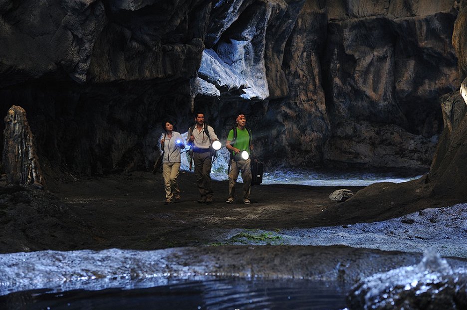 Bájní tvorové: Dračí hrobka
(2013)