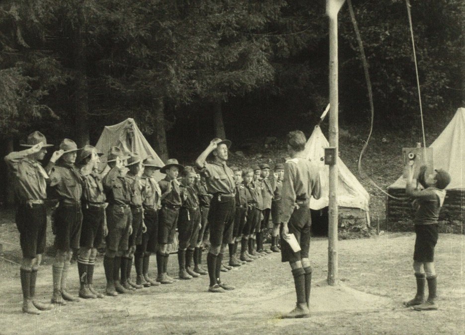 Buď připraven!
(1923)