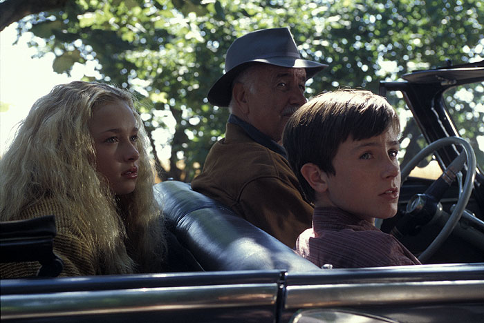 Čarovná země
(2004)