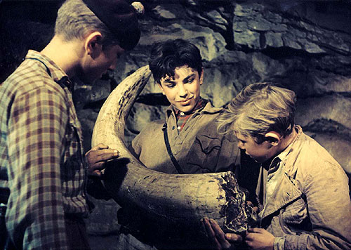 Cesta do pravěku
(1955)