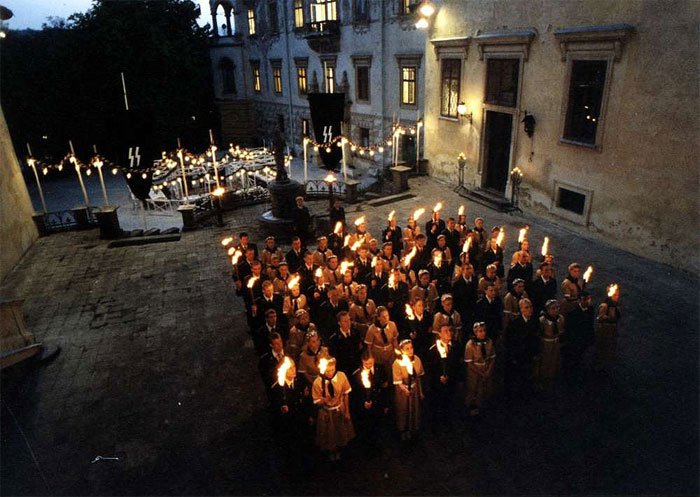 Der Lebensborn – Pramen života
(2000)