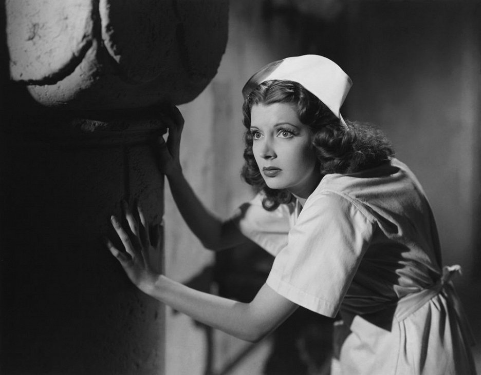 Draculův dům
(1945)