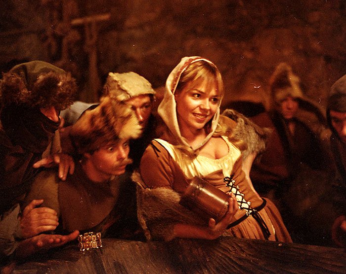 Dva na koni, jeden na oslu
(1986)