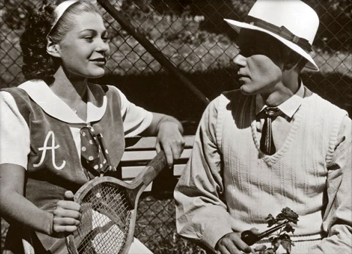 Hostinec „U kamenného stolu“
(1948)