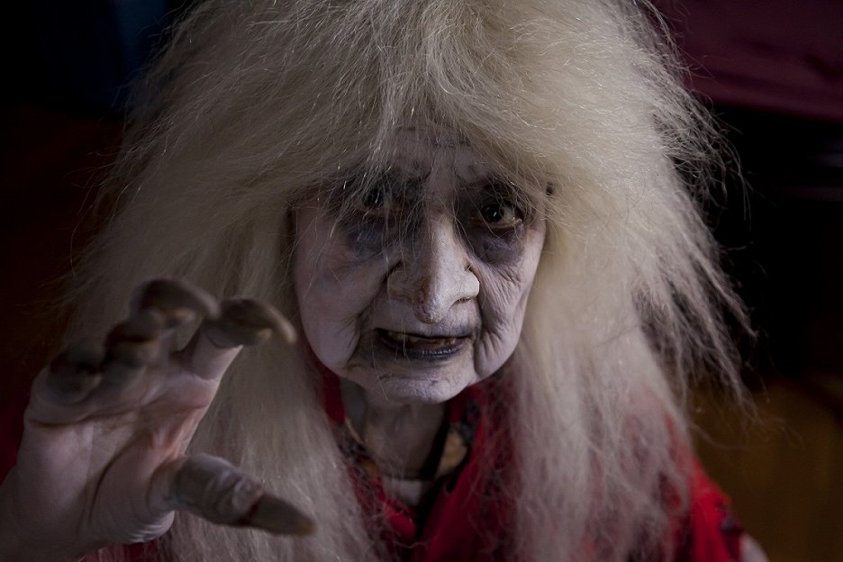 Kôsoku bâba
(2013)