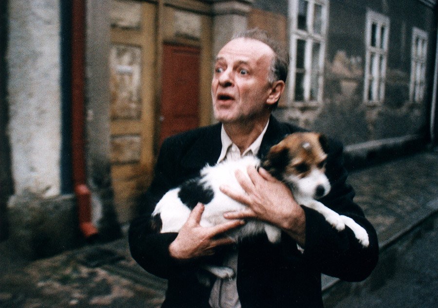 Musíme si pomáhat
(2000)