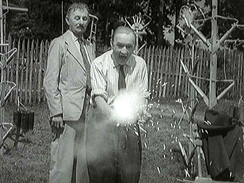 Muž v povětří
(1955)