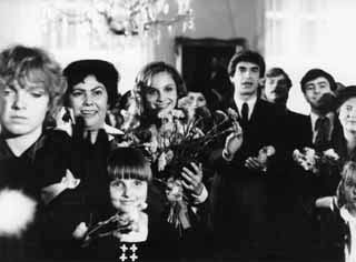 Na druhom brehu sloboda
(1984)