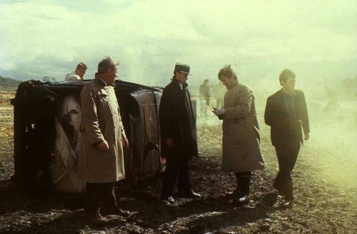 Nebuďte policajta
(1988)