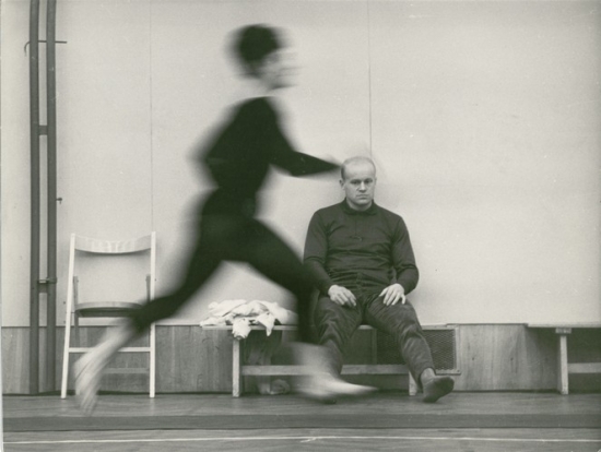 O něčem jiném
(1963)