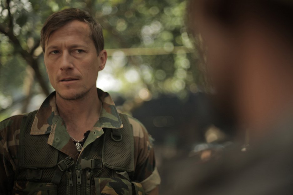 Obří vosy útočí
(2012)