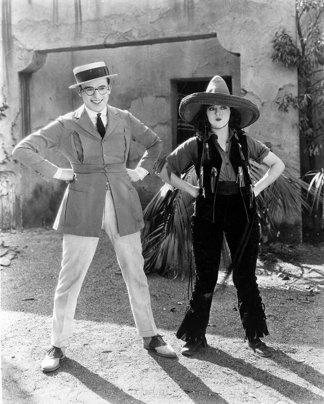 On si léčí nervy
(1923)