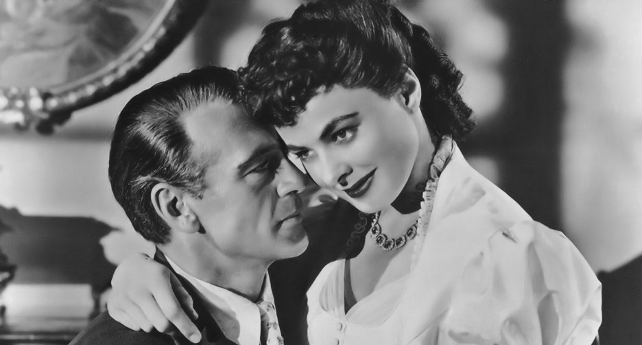 Saratoga Trunk
(1945)