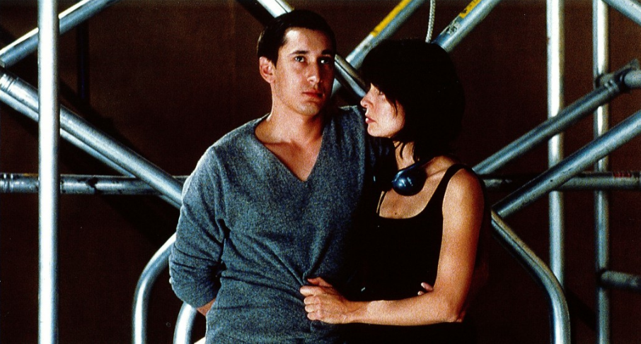 Sex Is Comedy
(2002)