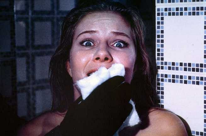 Smrtící spona
(1984)