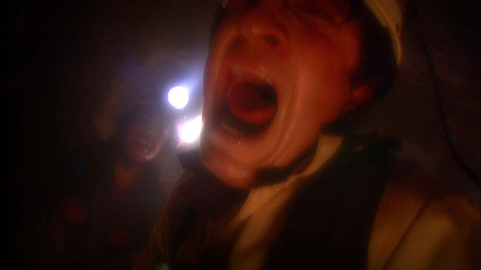 Smrtící temnota
(2005)