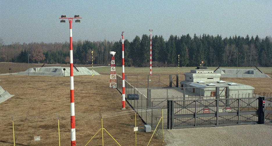 Ultimátum
(1977)