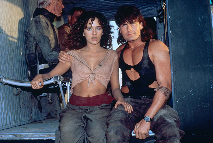 Žhavé výstřely 2
(1993)