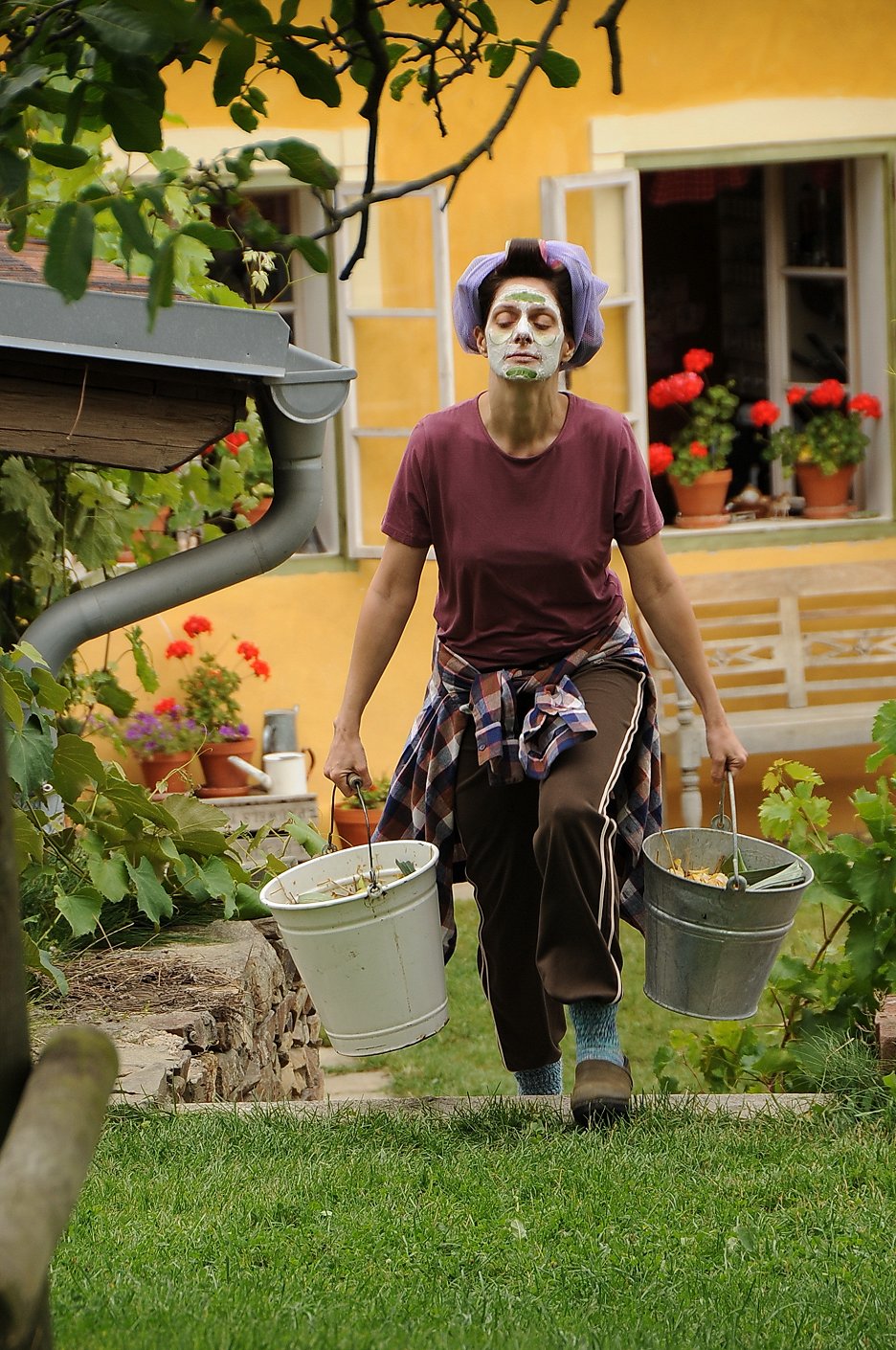 Zoufalé ženy dělají zoufalé věci
(2018)