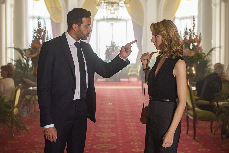 Lhář na plný úvazek
(2023)